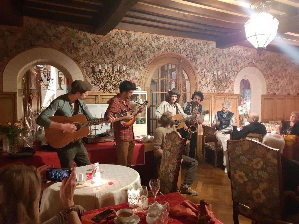 Chateau La Tour Du Roy Vervins Екстериор снимка