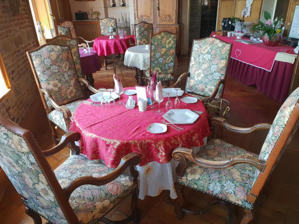 Chateau La Tour Du Roy Vervins Екстериор снимка